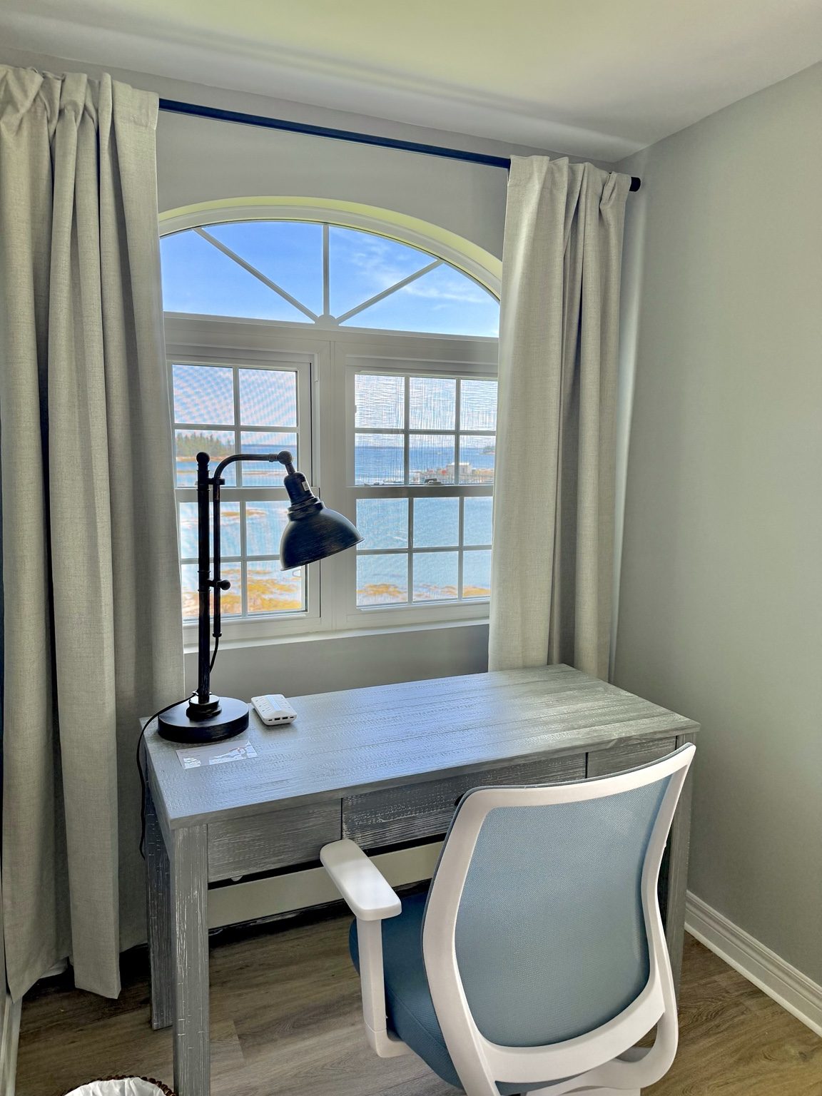 The Boatbuilder Room reading and work area at Ledge & Tide