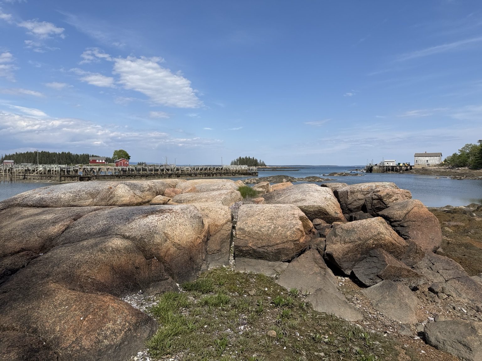 Low tide shoreline view at Ledge & Tide