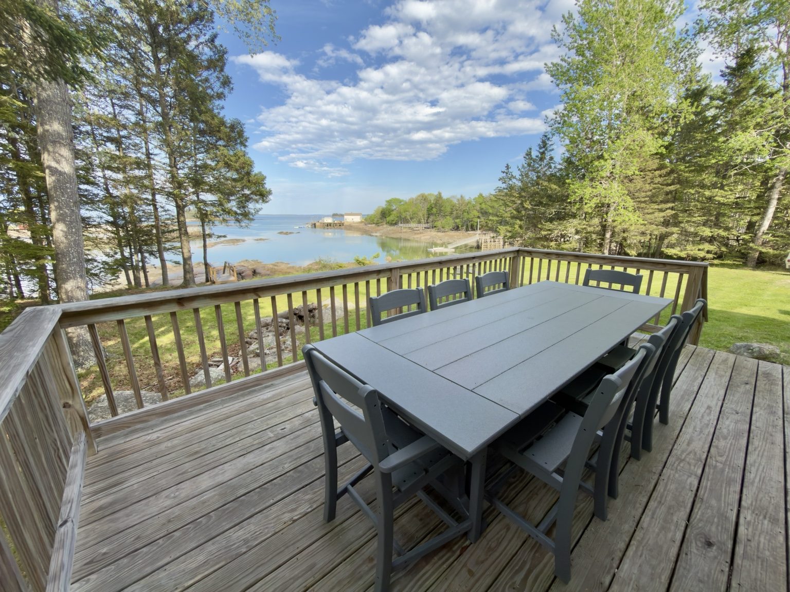 Outdoor dining deck at Ledge & Tide